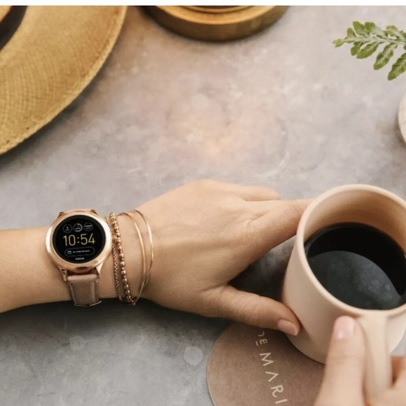 Fossil Accessories - FOSSIL 3 GEN WOMAN’S SMART WATCH👸☺️